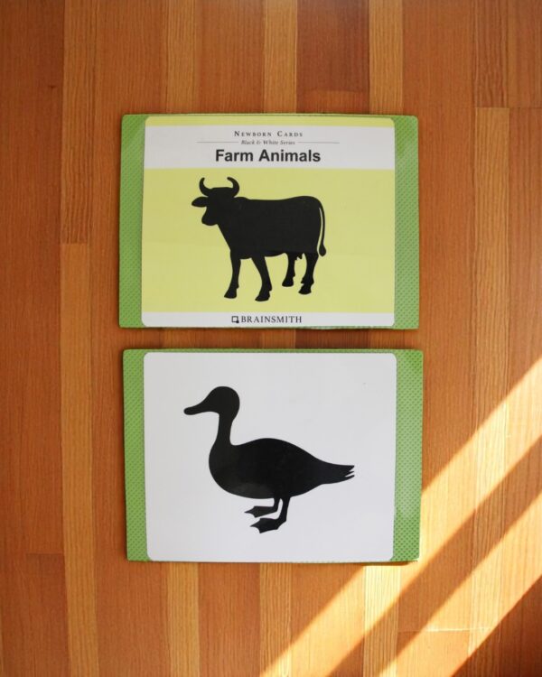 B&W Flash Cards – Farm Animals